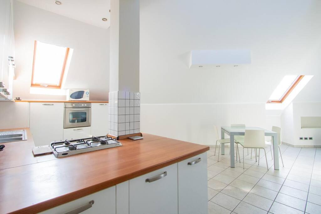 Loft Eugenio - *Large And Bright Apartment* Turin Exterior foto